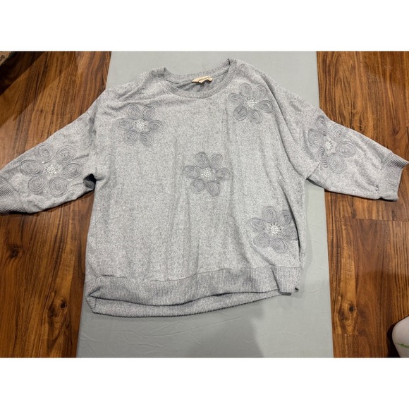 mesh+love Tops - Coquette Womens mesh+love Embroidered Sweatshirt 3X Grey